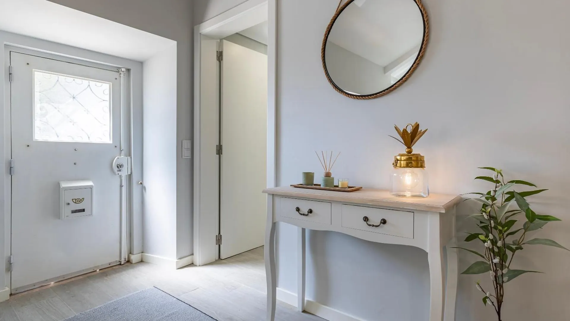 Belem Unique 1Bdr House By Lovelystay Lisbon